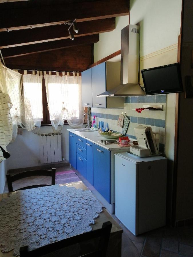 加梅里亚诺Il Castagneto住宿加早餐旅馆 外观 照片