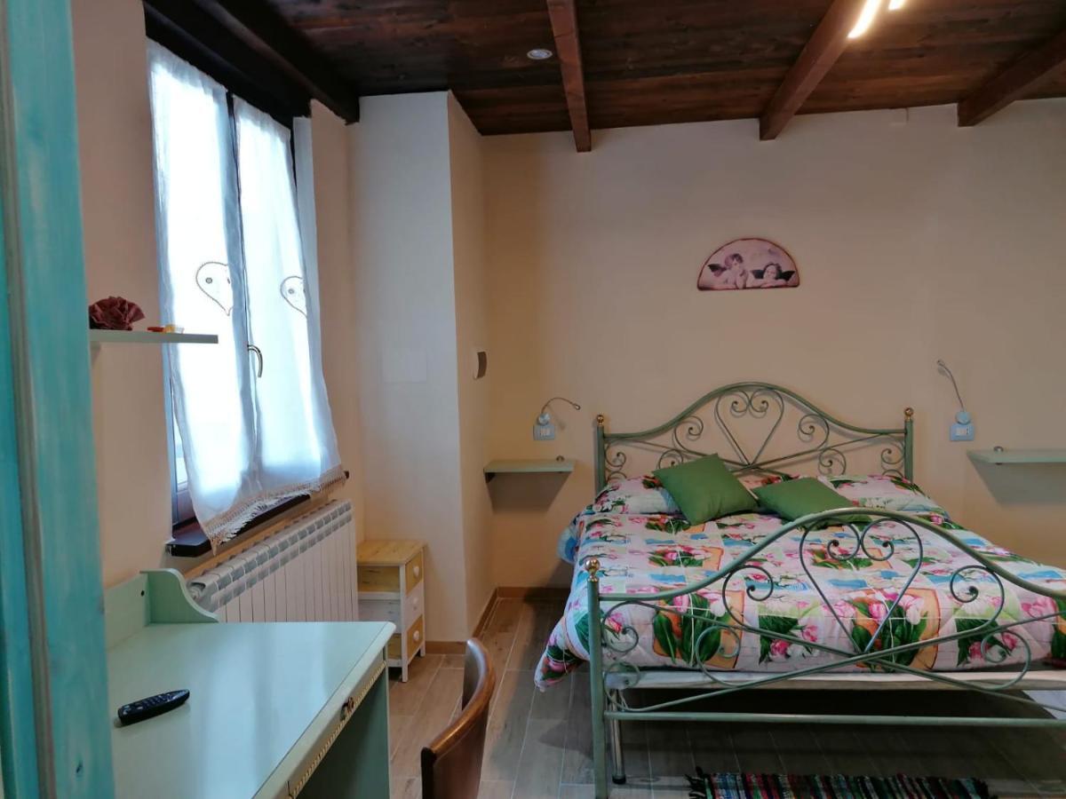 加梅里亚诺Il Castagneto住宿加早餐旅馆 外观 照片